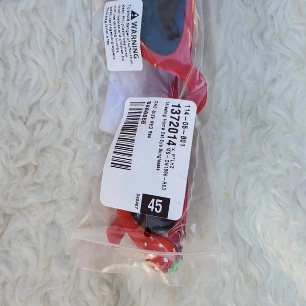 RDolls Kill Red Librarian style  sunglasses NEW‎